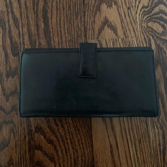 Authentic - Vintage Gucci Wallet - Picture 7 of 7